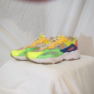 woman's size 8 1/2 Shoes